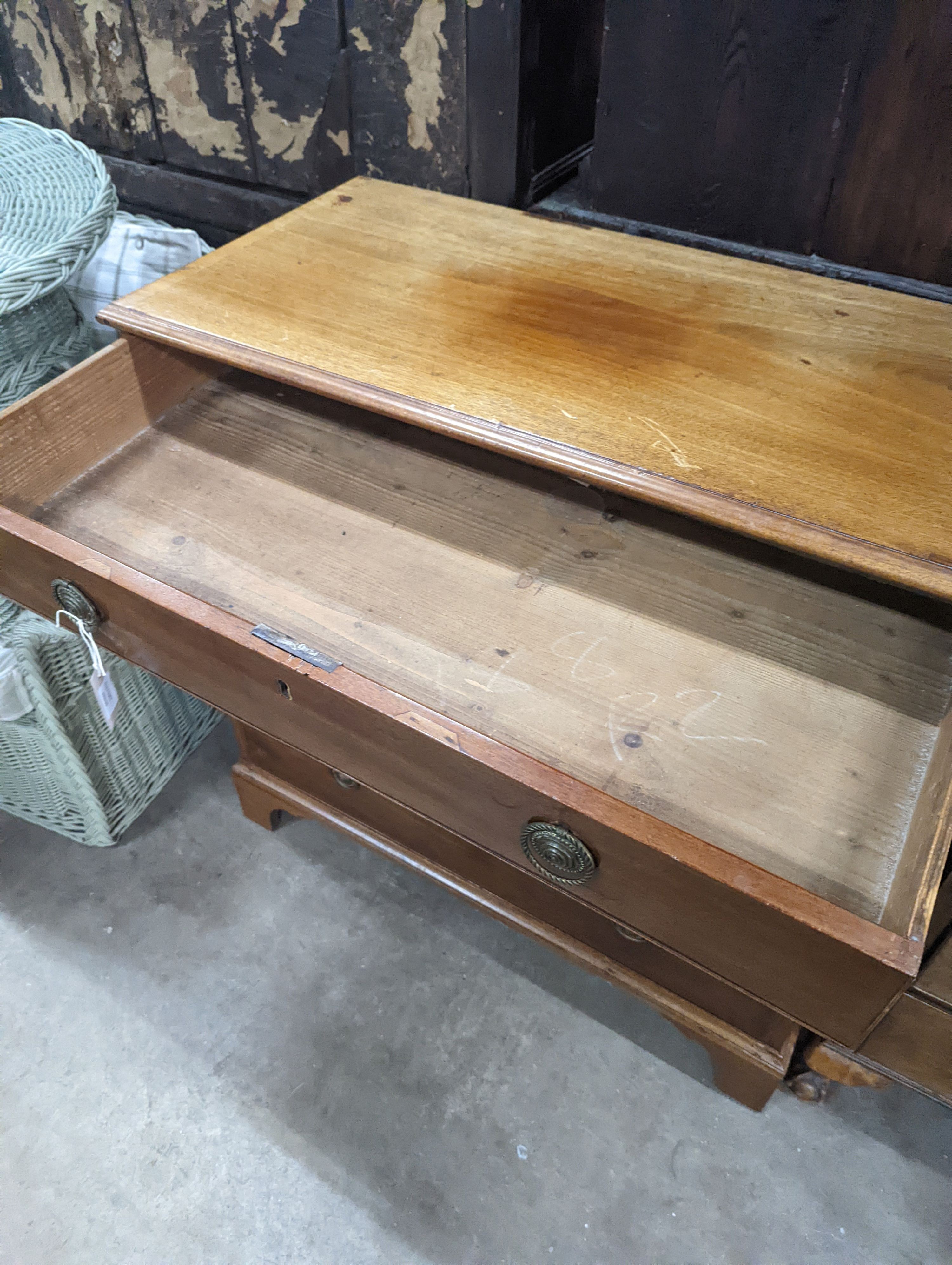 A Regency mahogany two part chest of four long drawers, width 100cm, depth 50cm, height 102cm